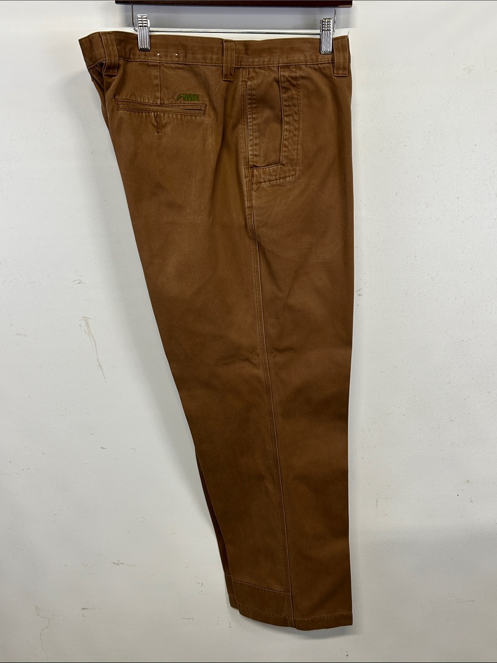 Mountain Khakis men's Teton flat front chinos.  40 x 32